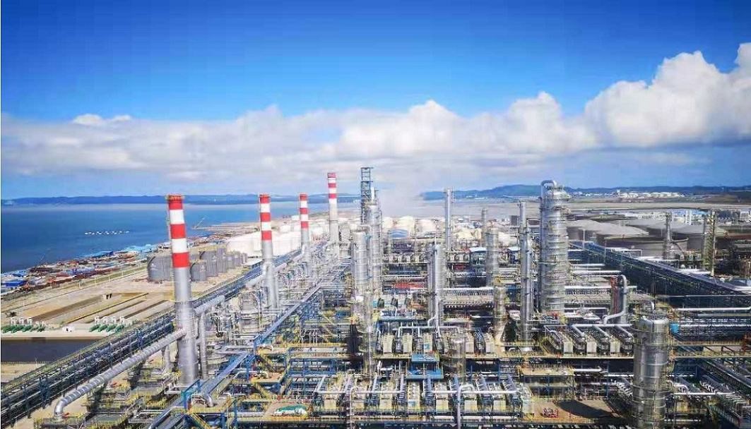 埃克森美孚和SABIC在德克薩斯州新（xīn）建的石化綜合設施已投入使用